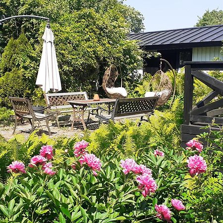 Tuule Villa Курессааре Экстерьер фото