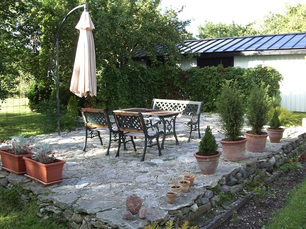 Tuule Villa Курессааре Экстерьер фото