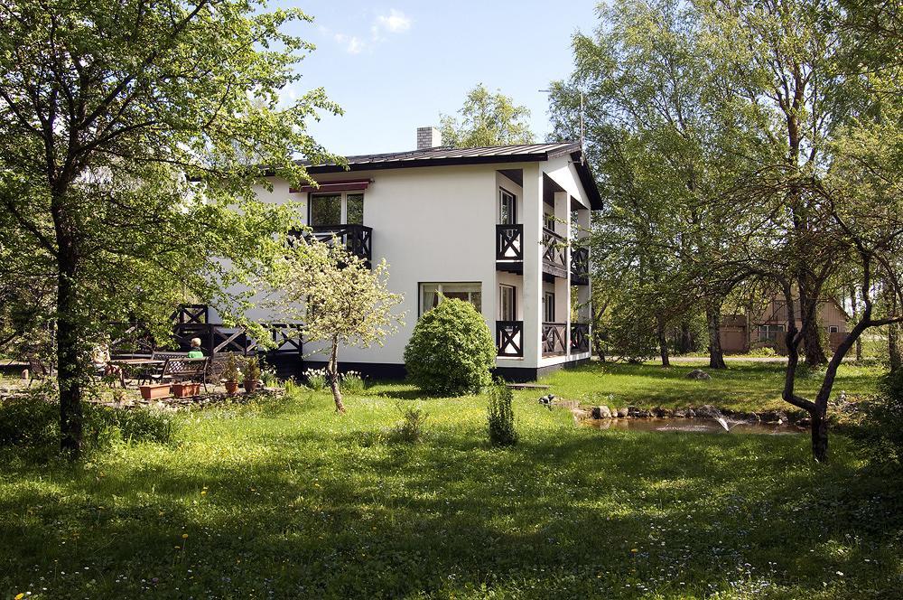 Tuule Villa Курессааре Экстерьер фото