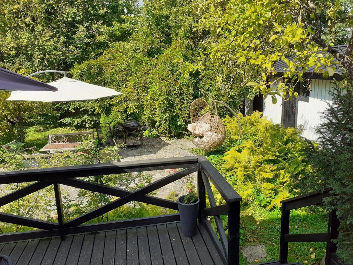 Tuule Villa Курессааре Экстерьер фото